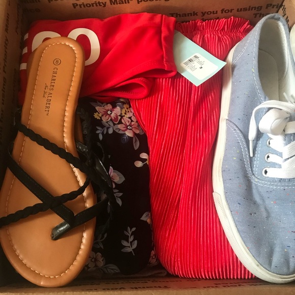 Forever 21 Dresses & Skirts - 10 piece clothing bundle